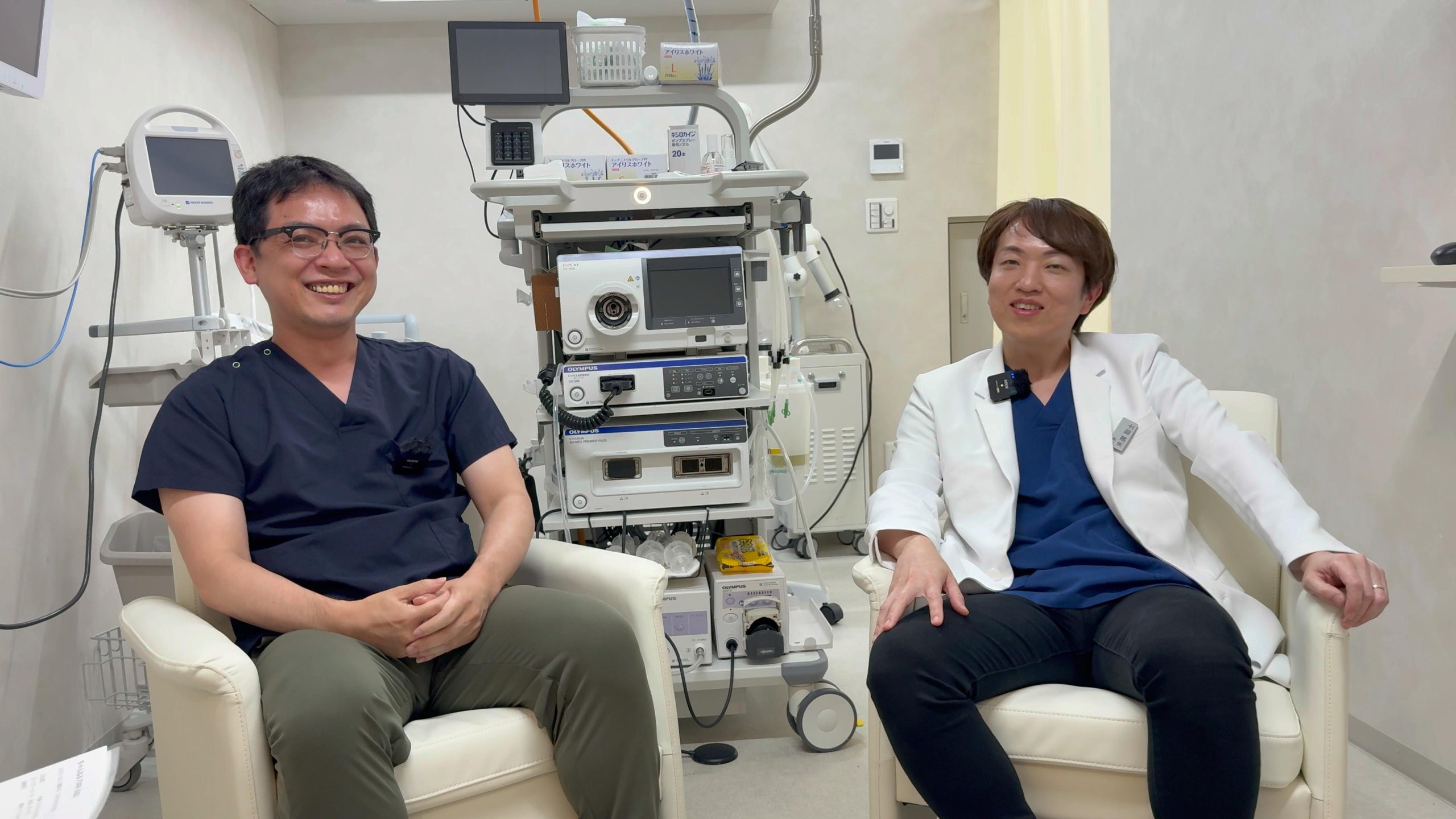 岩城先生と末廣先生が胃ポリープやピロリ菌について対談している様子